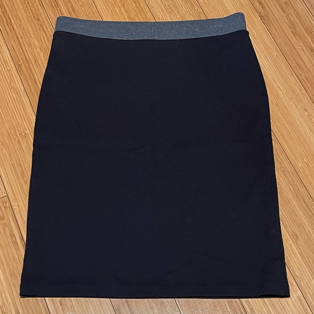 Banana Republic Black and Gray Pencil Skirt